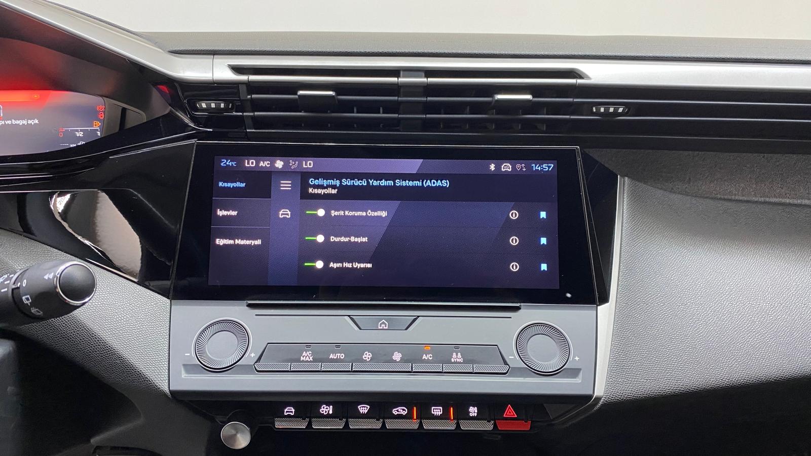PEUGEOT 308 13